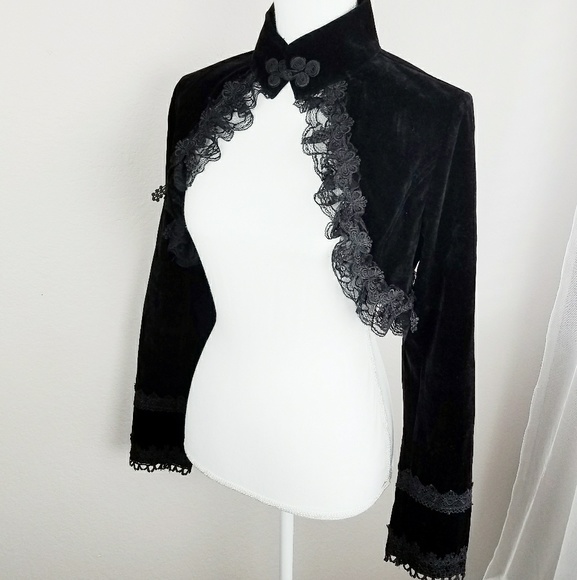 Gorgeous Black Velvet Shrug Mini Jacket Victorian - Picture 3 of 6